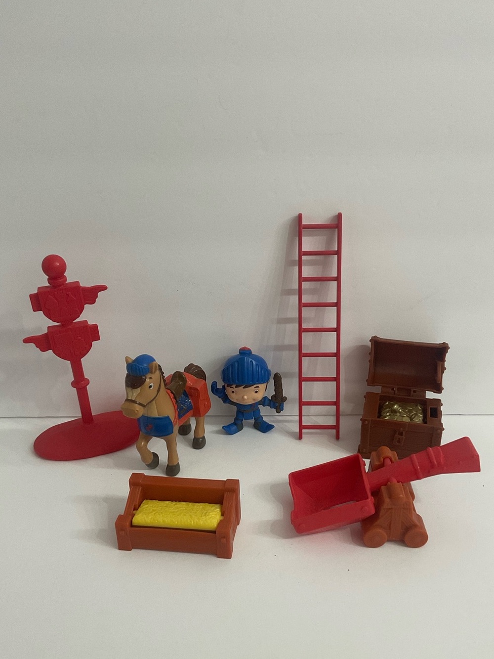 Mike the Knight Figure with Galahad Horse & Extras Toy